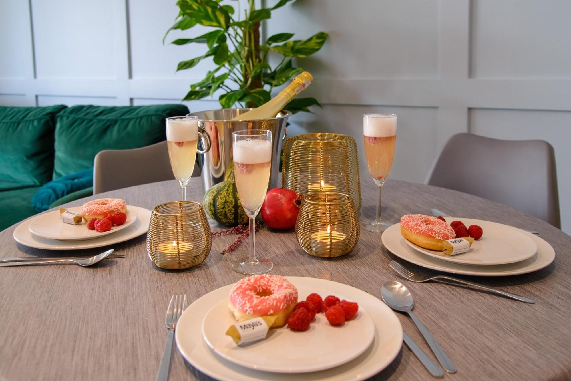Maya'S Flats & Resorts 34 - Chmielna 73 Gdańsk Kültér fotó