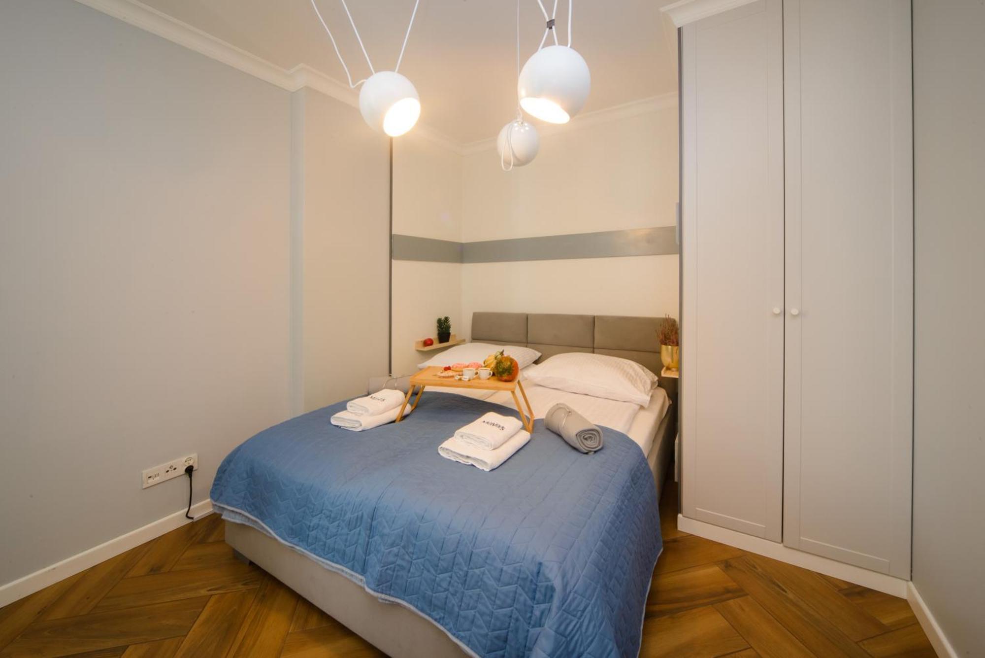 Maya'S Flats & Resorts 34 - Chmielna 73 Gdańsk Kültér fotó